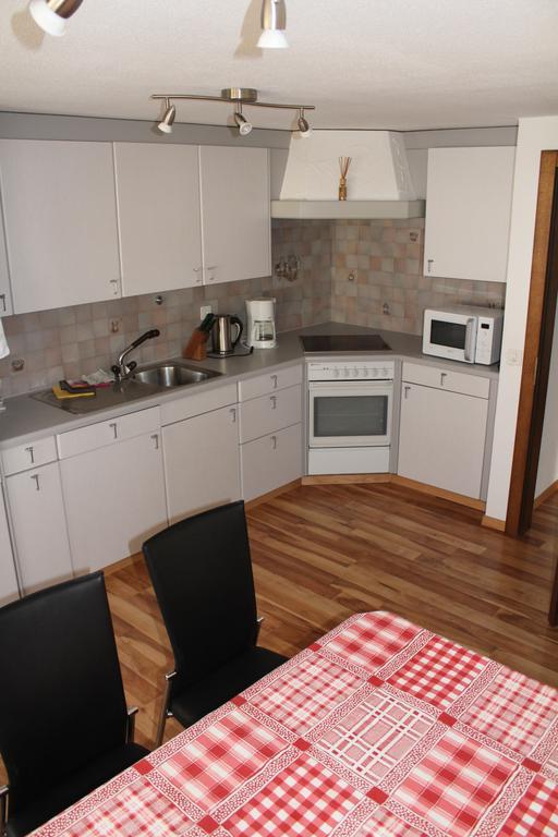 Ferienwohnung Silberdistel, Saastalstrasse 178 Ruang foto